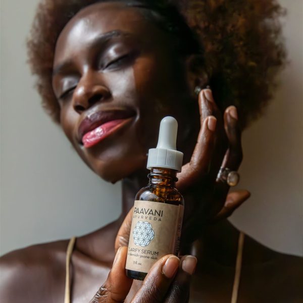 Clarify Serum  | Ayurvedic Face Oil for Blemish-Prone Skin — image 5